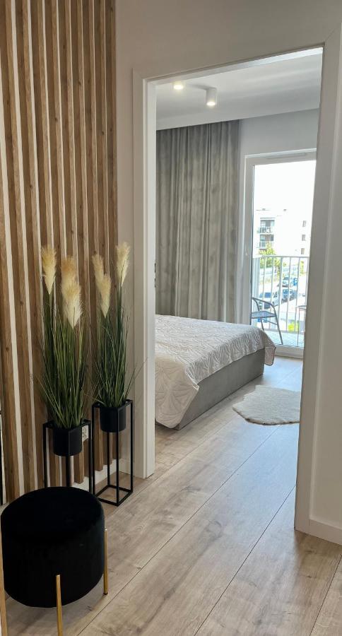 Nowoczesny Apartament Z Garazem Morelova غدانسك المظهر الخارجي الصورة