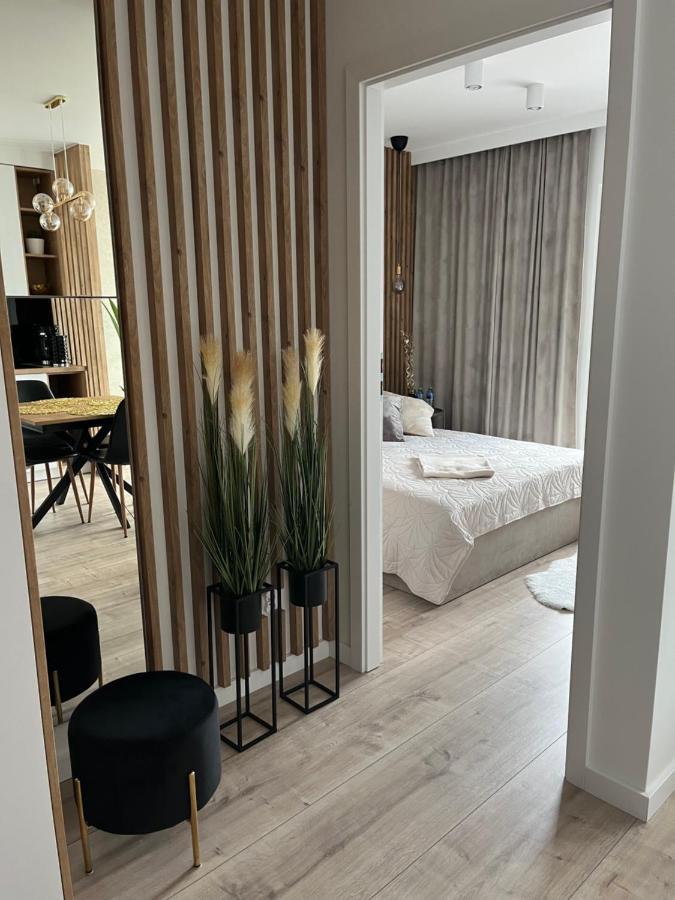 Nowoczesny Apartament Z Garazem Morelova غدانسك المظهر الخارجي الصورة