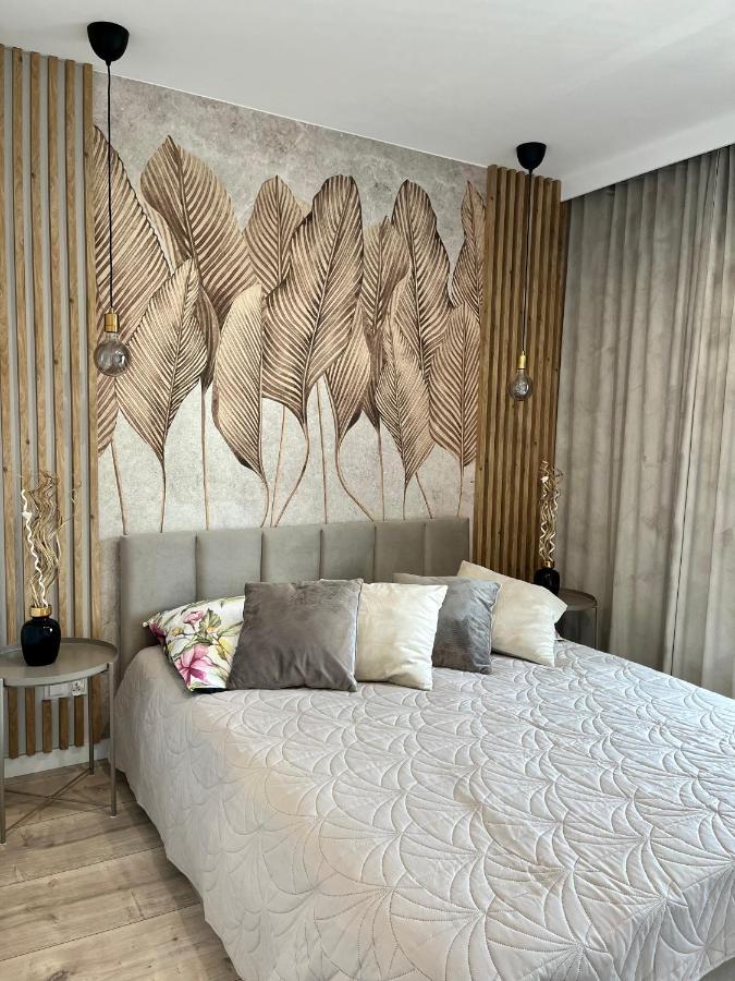 Nowoczesny Apartament Z Garazem Morelova غدانسك المظهر الخارجي الصورة