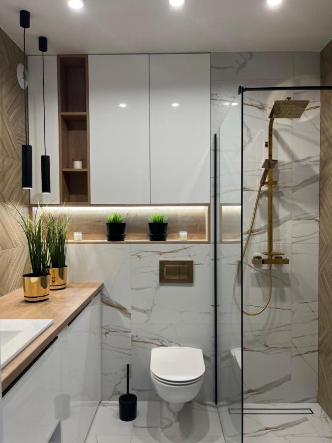 Nowoczesny Apartament Z Garazem Morelova غدانسك المظهر الخارجي الصورة