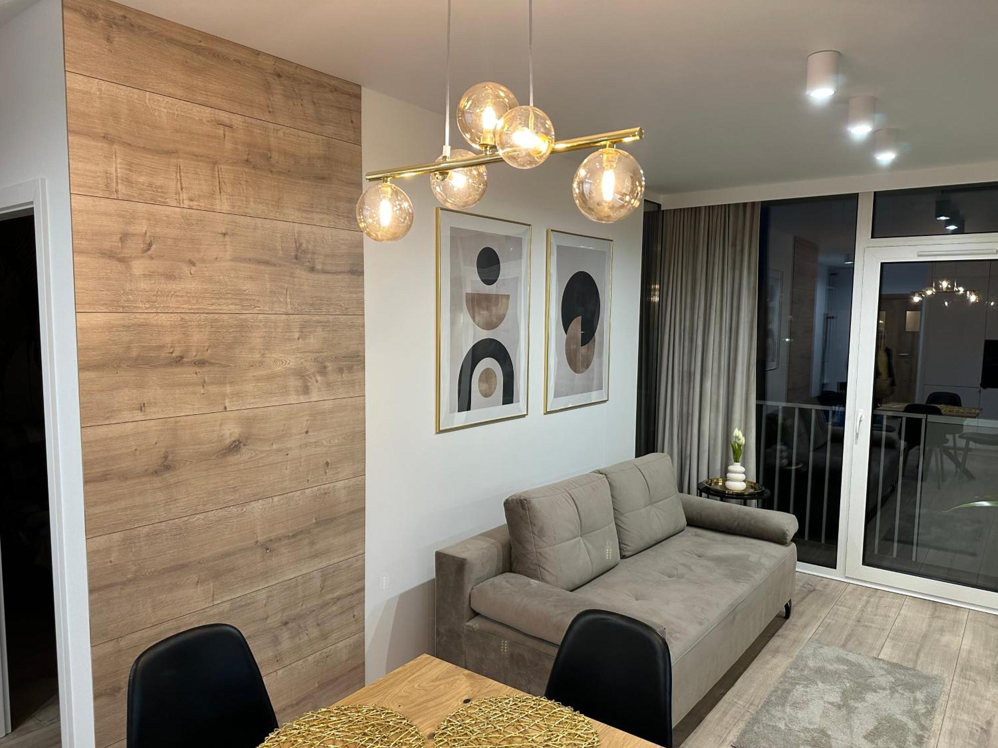 Nowoczesny Apartament Z Garazem Morelova غدانسك المظهر الخارجي الصورة
